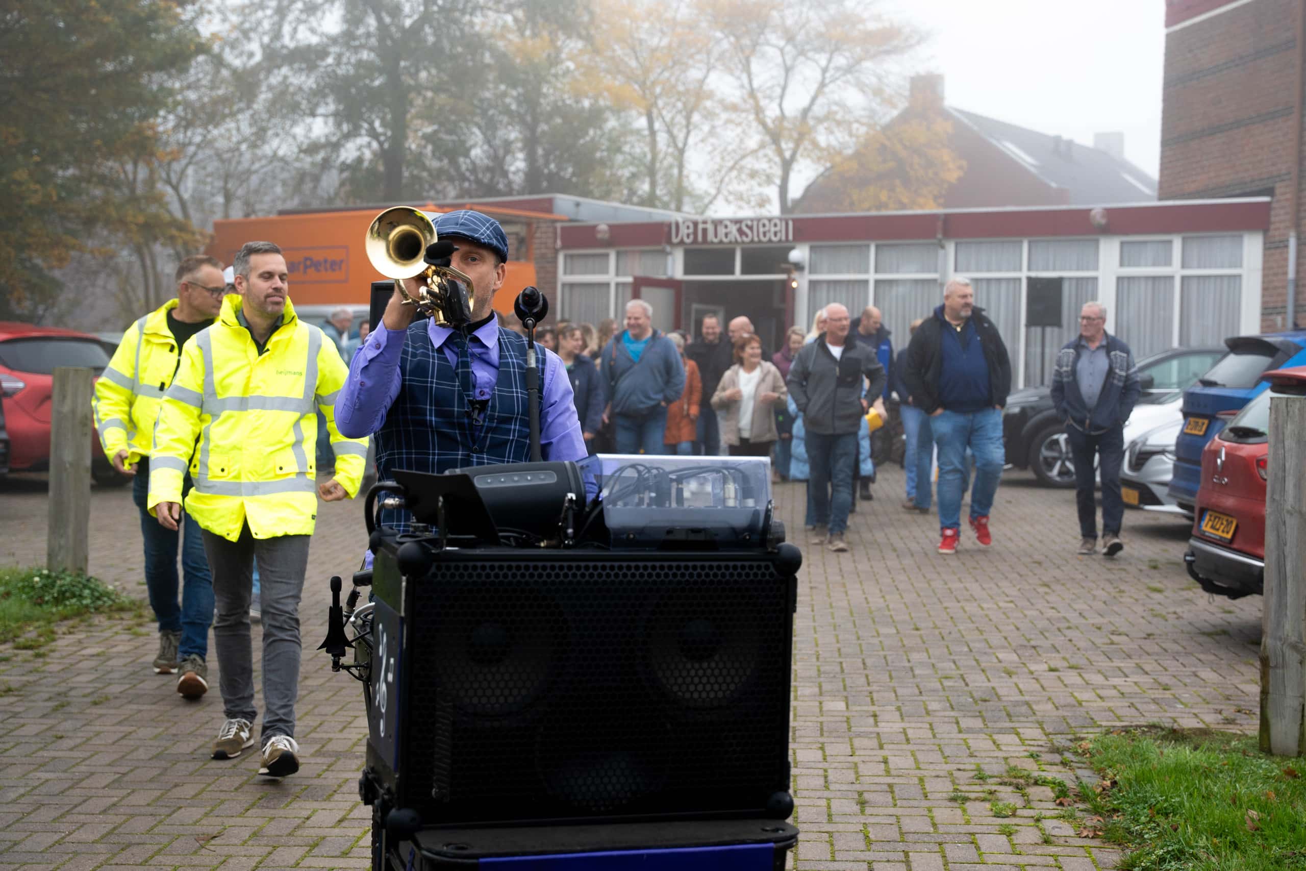 Nije Buurt - Ten Post