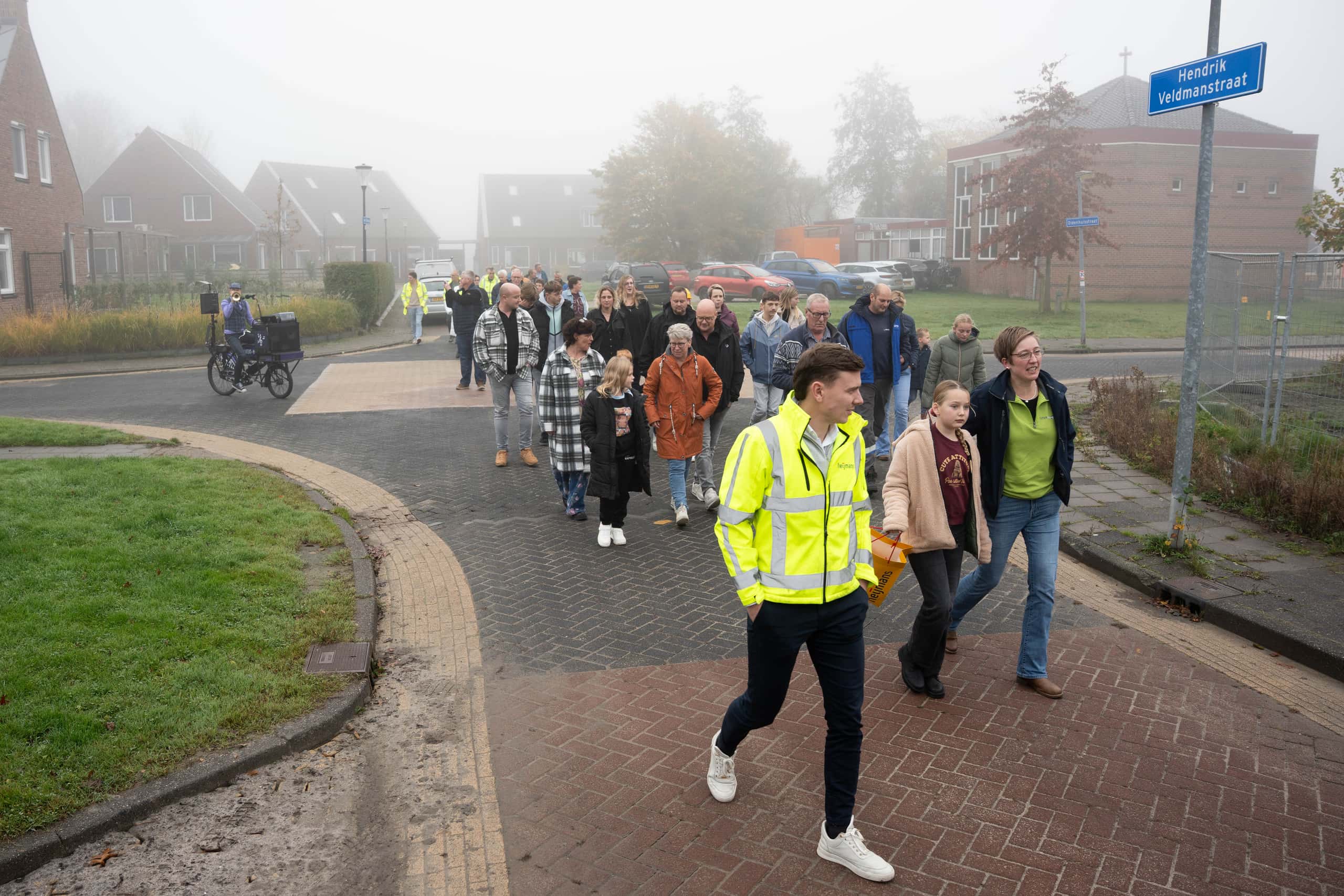 Nije Buurt - Ten Post