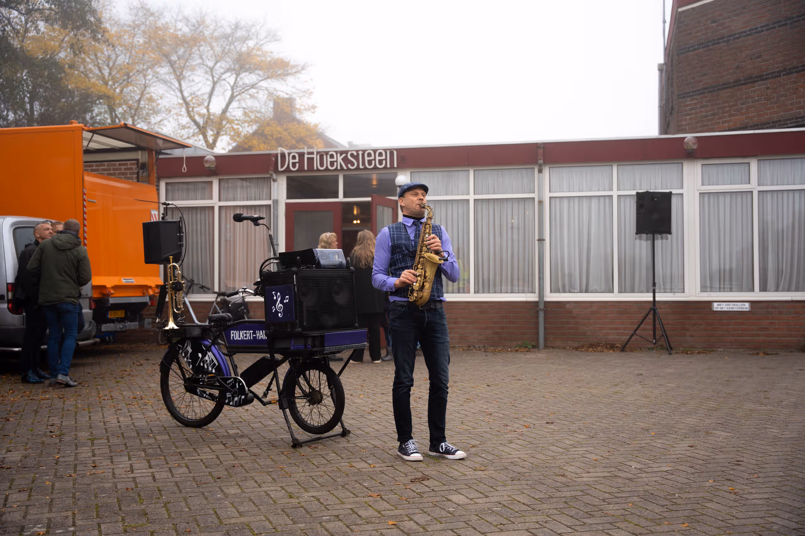 Nije Buurt - Ten Post