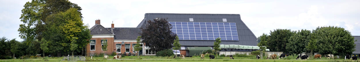 Boerderij met zonnepanelen