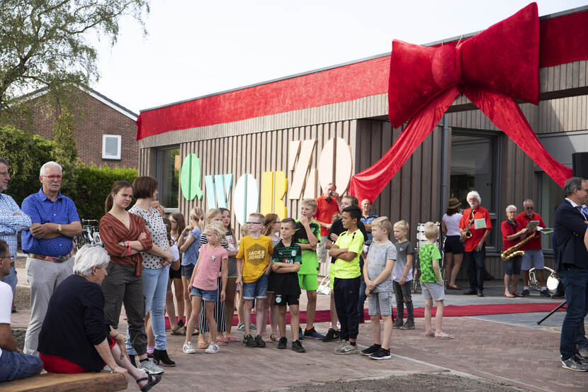 Opening kindcentrum Qworzo